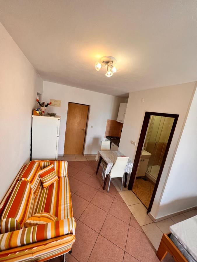 Apartment Plavia Biograd Biograd Na Moru Esterno foto