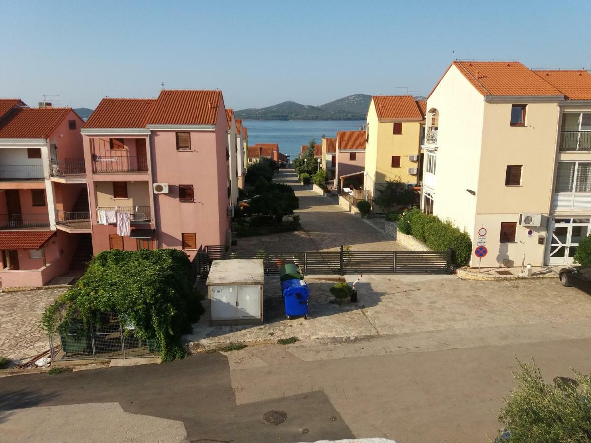 Apartment Plavia Biograd Biograd Na Moru Esterno foto
